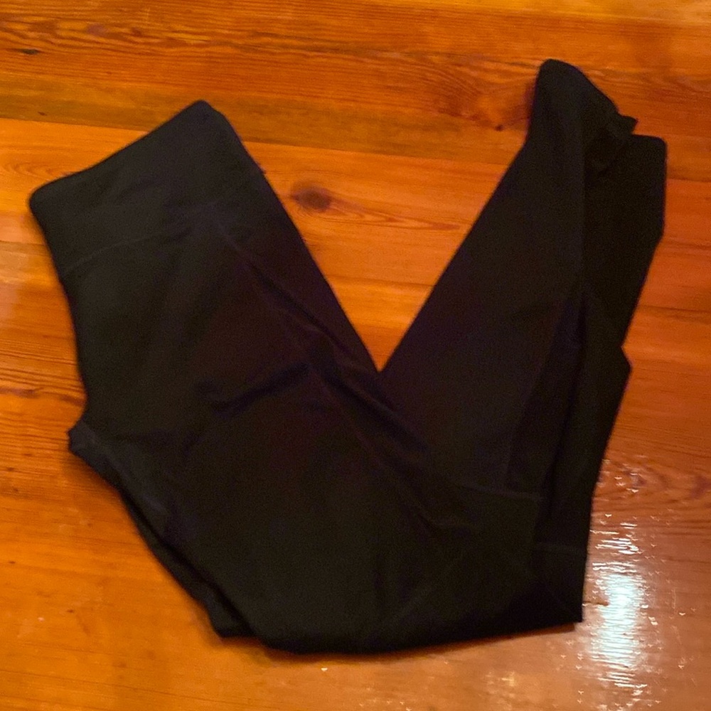 Women’s XS FABLETICS DEMI LOVATO